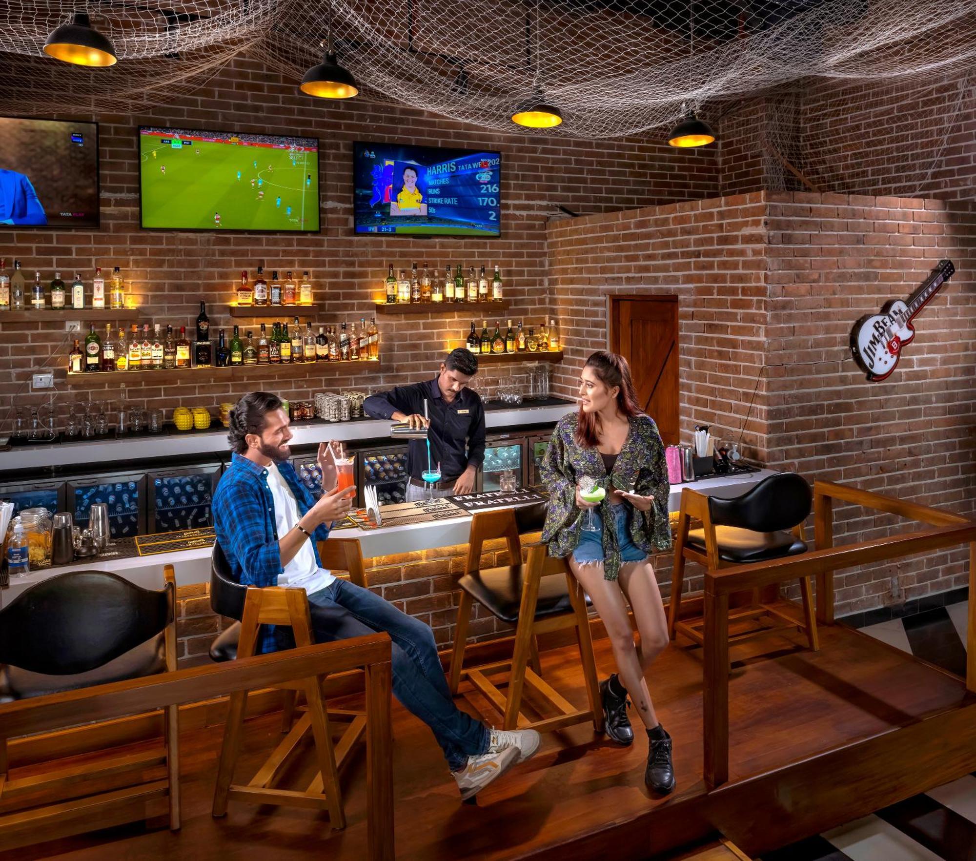 O By Tamara, Trivandrum Thiruvananthapuram Ngoại thất bức ảnh Bar